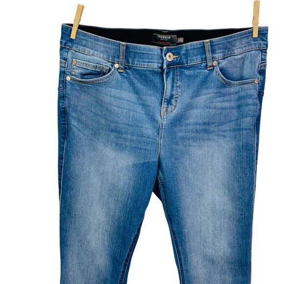 Torrid Womens Bombshell Skinny Premium Stretch High Rise Jean Plus Size 18 R - Picture 4 of 14